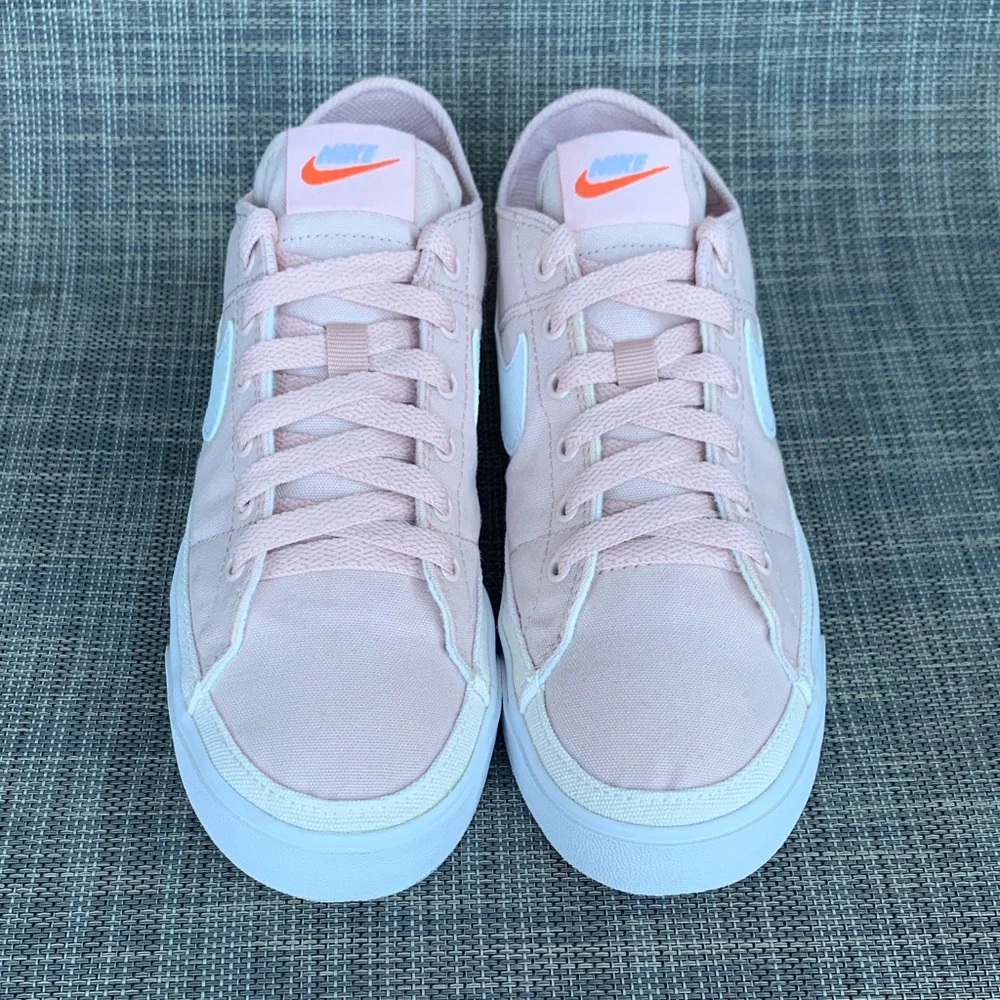 Nike Pink and White Women's Sneakers - Picture 3 of 12